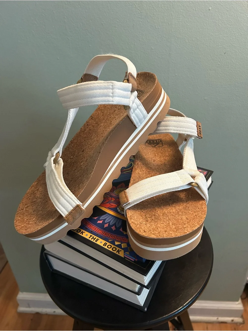 Reef Cushion REM Sandals